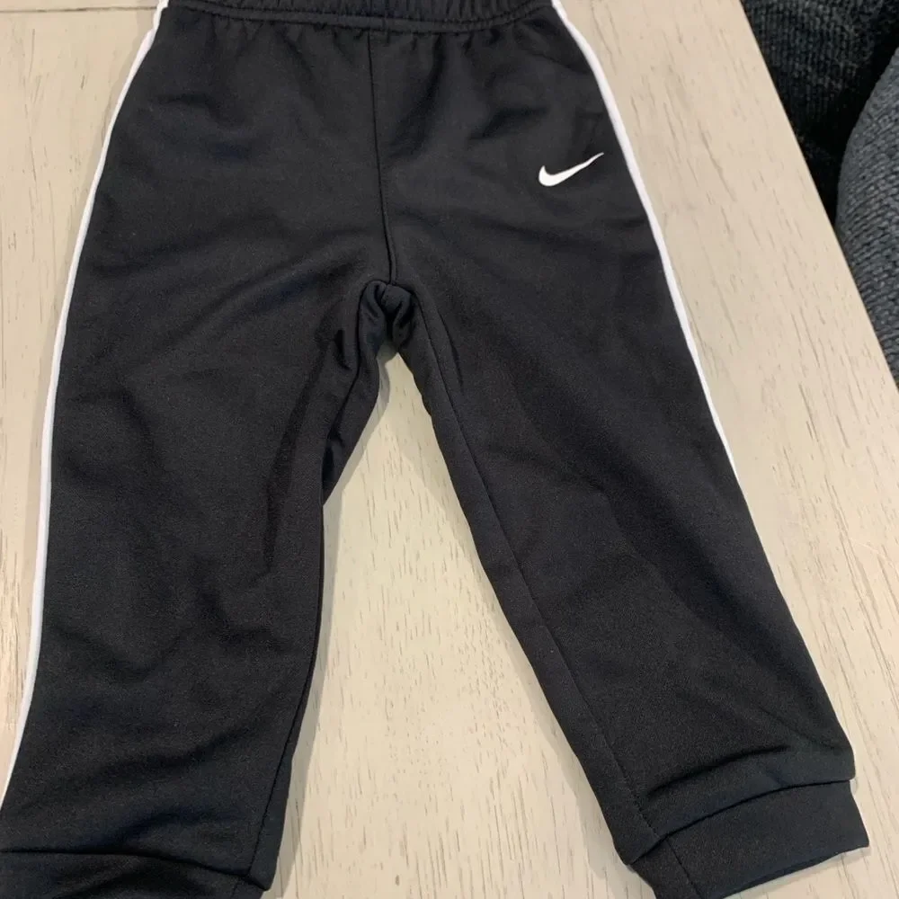 Nike Kids Black and White Dri-FIT Hoodie Set